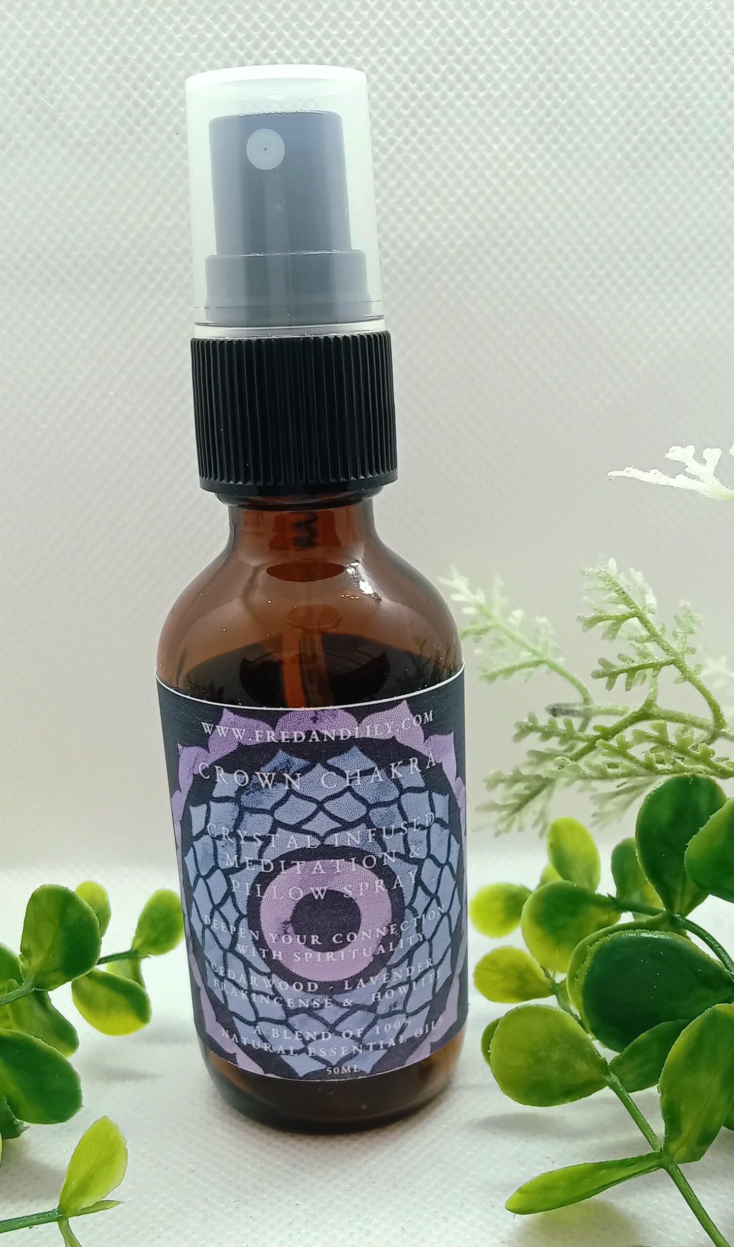 Heart Chakra, 100% Essential Oil Blend, Crystal Infused Meditation/Pillow Spray 50ml